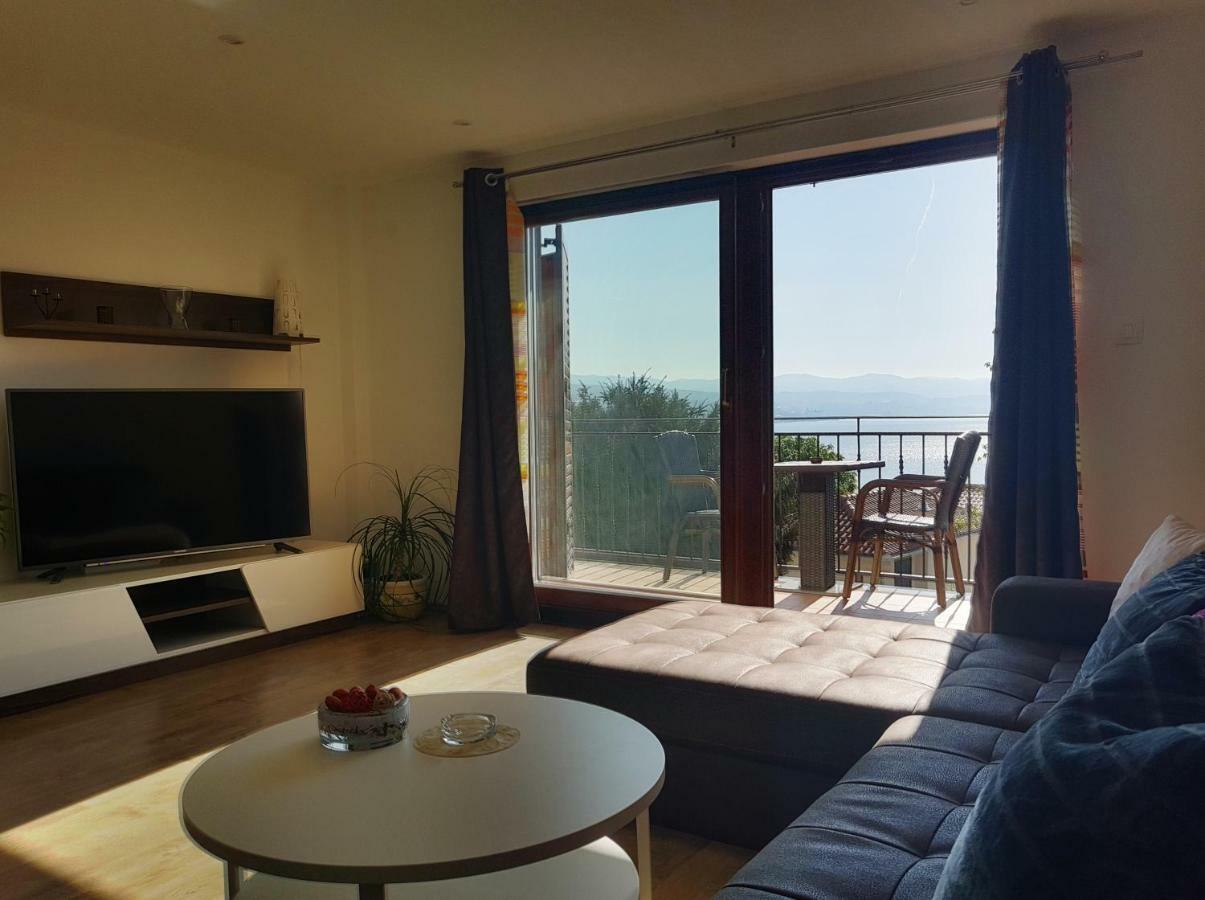 Sunrise Apartment *